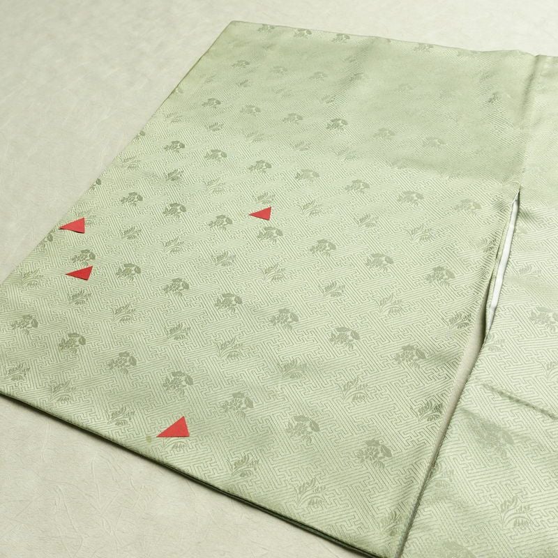 訪問着 綸子 正絹 花柄 袷仕立て 身丈165cm 裄丈66.5cm リサイクル着物 着物 箔 金彩 入学式 卒業式 七五三 お宮参り フォーマル 上品 菊 緑・うぐいす色_画像16