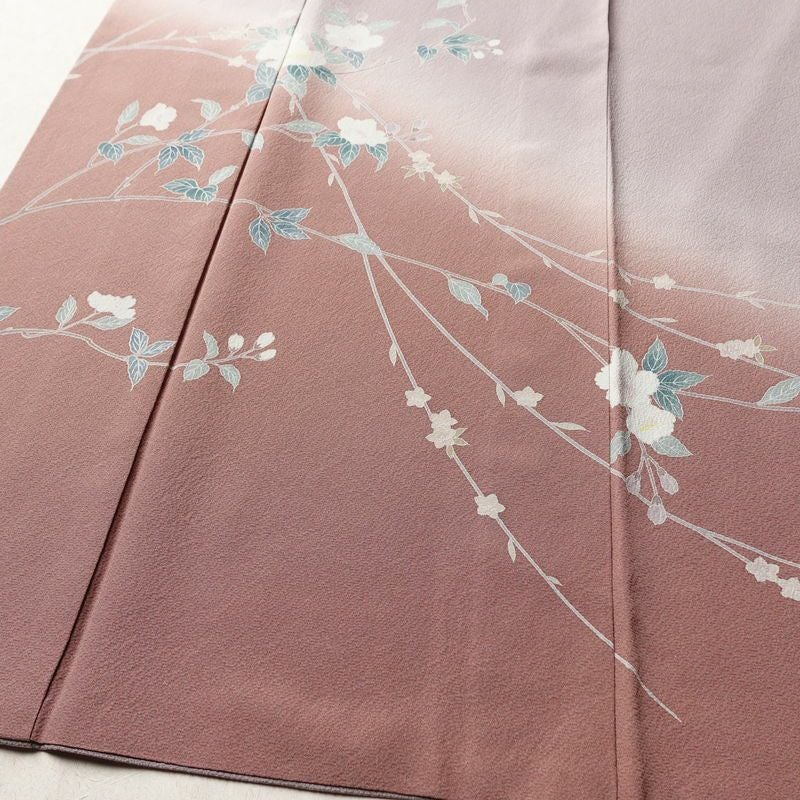 訪問着 縮緬 一つ紋付き 正絹 花柄 袷仕立て 身丈159cm 裄丈64cm リサイクル着物 着物 共八掛 入学式 卒業式 七五三 お宮参り フォーマル 上品 紫・藤色_画像4