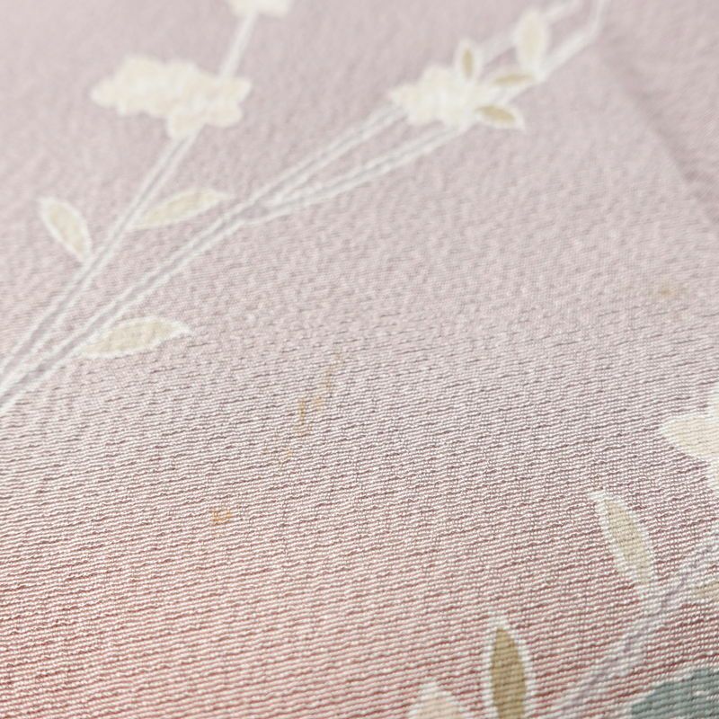 訪問着 縮緬 一つ紋付き 正絹 花柄 袷仕立て 身丈159cm 裄丈64cm リサイクル着物 着物 共八掛 入学式 卒業式 七五三 お宮参り フォーマル 上品 紫・藤色_画像10