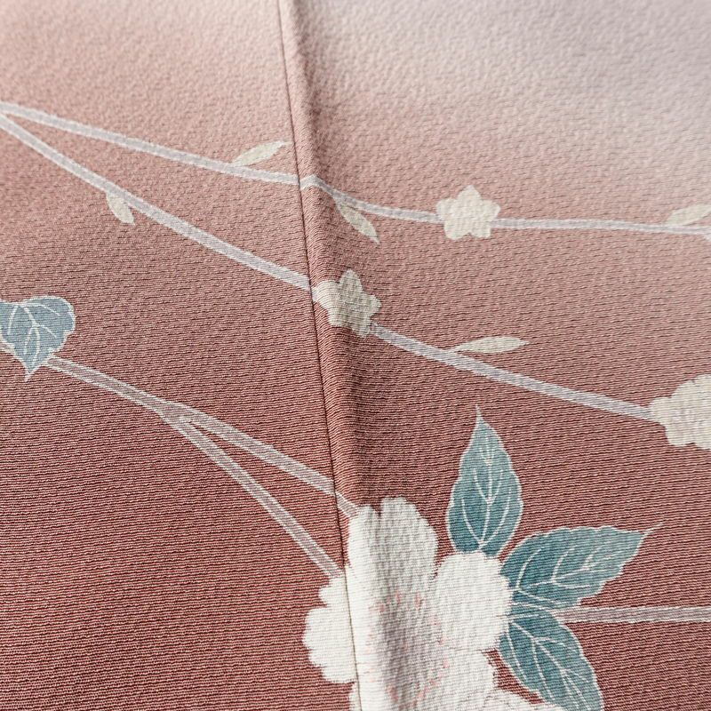 訪問着 縮緬 一つ紋付き 正絹 花柄 袷仕立て 身丈159cm 裄丈64cm リサイクル着物 着物 共八掛 入学式 卒業式 七五三 お宮参り フォーマル 上品 紫・藤色_画像11