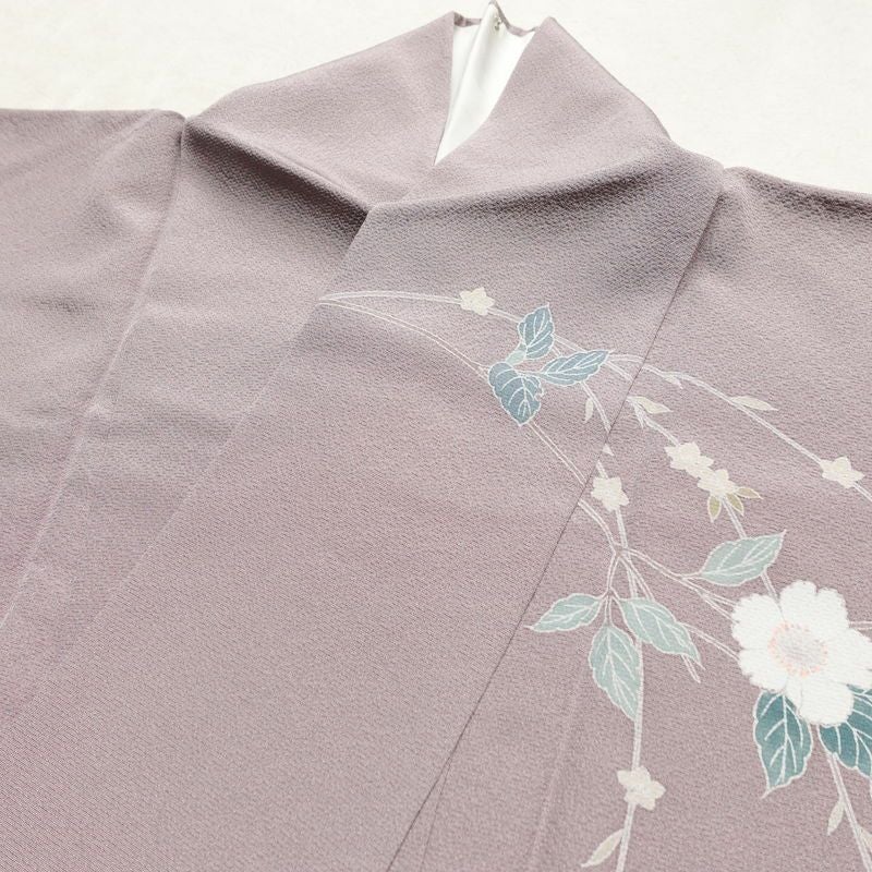 訪問着 縮緬 一つ紋付き 正絹 花柄 袷仕立て 身丈159cm 裄丈64cm リサイクル着物 着物 共八掛 入学式 卒業式 七五三 お宮参り フォーマル 上品 紫・藤色_画像17