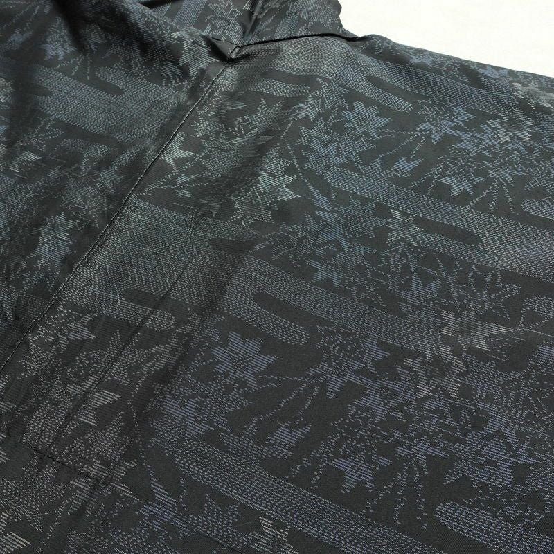 大島紬 証紙なし 正絹 木の葉・植物柄 袷仕立て 身丈161cm 裄丈67cm リサイクル着物 着物 青・紺_画像12