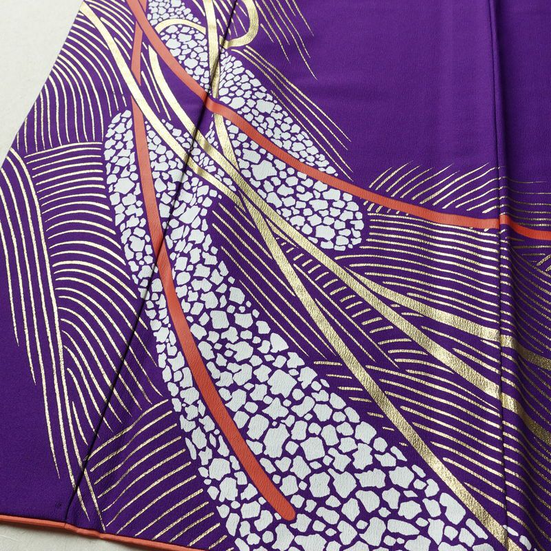 単衣 付け下げ 踊り用 ポリエステル 流水・波柄 単衣仕立て 身丈163cm 裄丈68cm リサイクル着物 着物 箔 紫・藤色_画像4