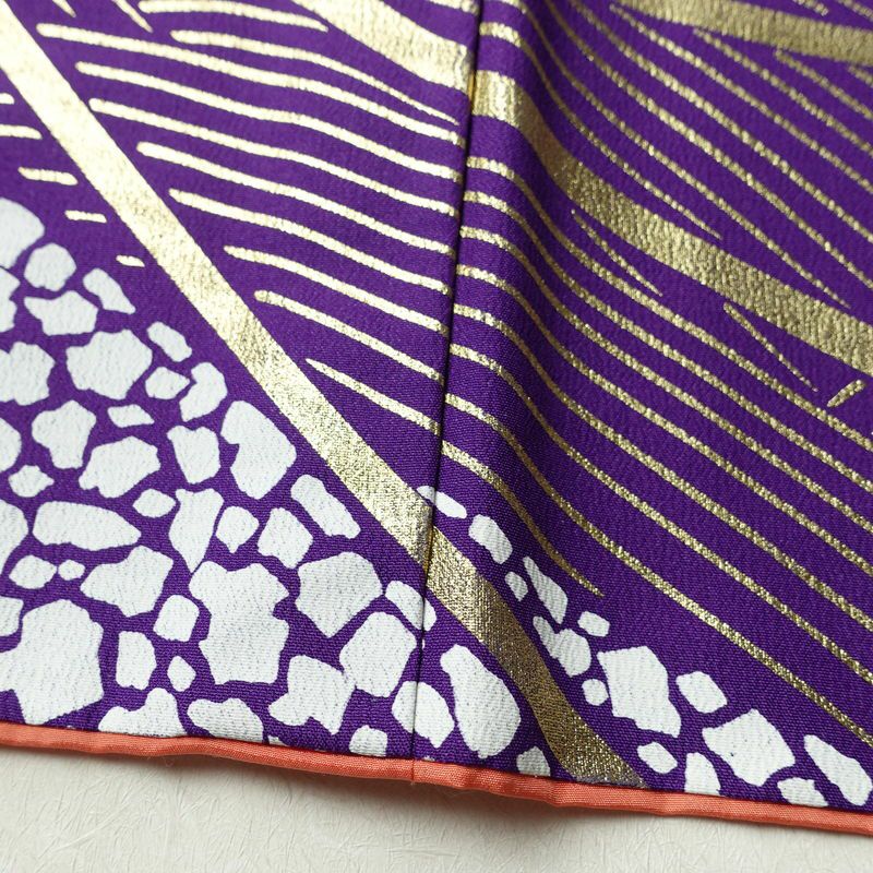 単衣 付け下げ 踊り用 ポリエステル 流水・波柄 単衣仕立て 身丈163cm 裄丈68cm リサイクル着物 着物 箔 紫・藤色_画像12