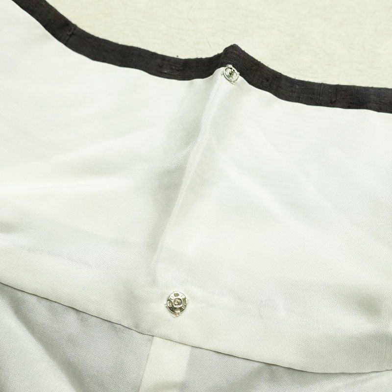 紬 紬着物 絞り 正絹 木の葉・植物柄 袷仕立て 身丈151cm 裄丈64cm リサイクル着物 着物 モダン 茶_画像20