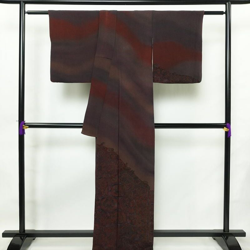 付け下げ 縮緬 正絹 幾何学柄・抽象柄 袷仕立て 身丈166.5cm 裄丈67.5cm リサイクル着物 着物 ぼかし フォーマル モダン オリエンタル 紫・藤色_画像2