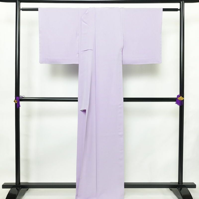 単衣 色無地 縮緬 一つ紋付き 正絹 無地 単衣仕立て 身丈162.5cm 裄丈66cm リサイクル着物 着物 お茶会 シンプル 紫・藤色_画像2