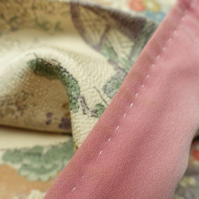 小紋 縮緬 総柄 正絹 風景柄 袷仕立て 身丈161.5cm 裄丈65cm リサイクル着物 着物 松 菊 桜 ベージュ_画像15