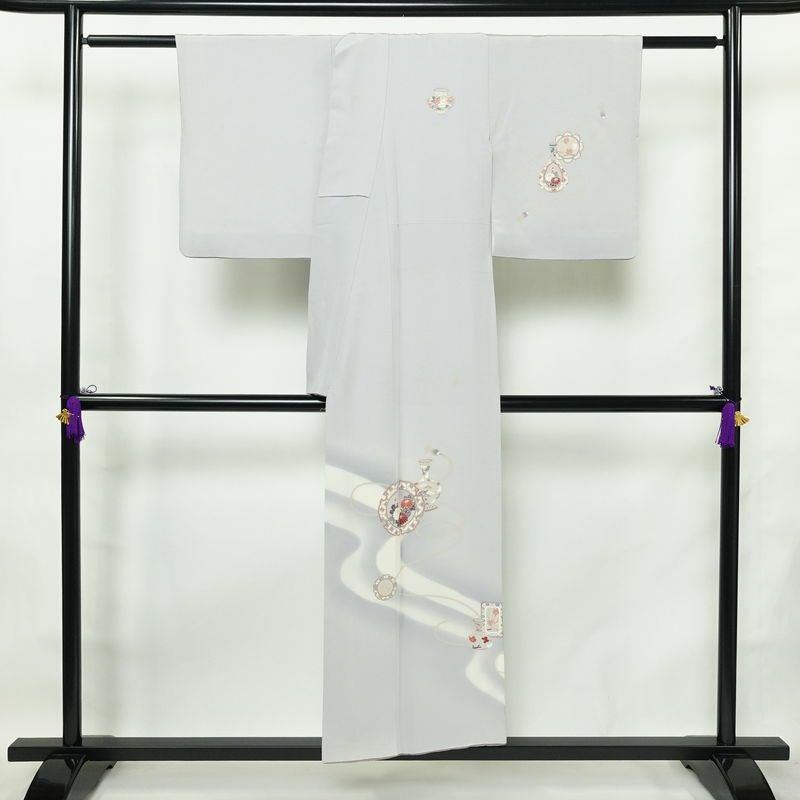 付け下げ 縮緬 正絹 古典柄 袷仕立て 身丈149cm 裄丈63cm リサイクル着物 着物 入学式 卒業式 七五三 お宮参り フォーマル シンプル 上品 グレー_画像2