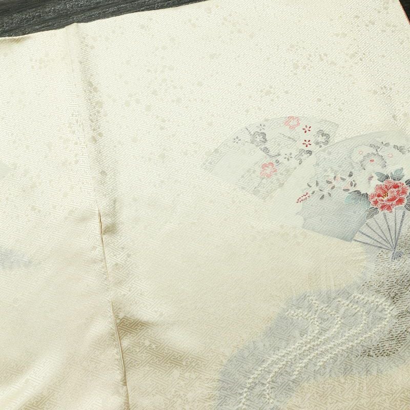 訪問着 絞り 綸子 一つ紋付き 正絹 古典柄 袷仕立て 身丈162.5cm 裄丈66cm リサイクル着物 着物 箔 入学式 卒業式 七五三 お宮参り フォーマル 上品 扇子 クリーム_画像14