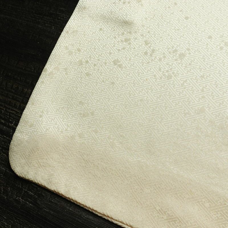 訪問着 絞り 綸子 一つ紋付き 正絹 古典柄 袷仕立て 身丈162.5cm 裄丈66cm リサイクル着物 着物 箔 入学式 卒業式 七五三 お宮参り フォーマル 上品 扇子 クリーム_画像19