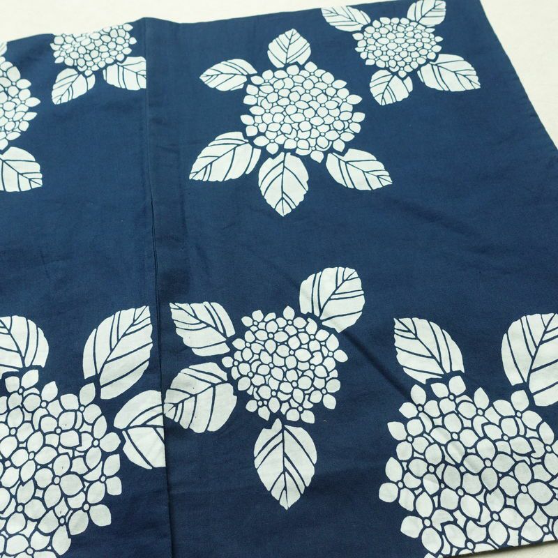 浴衣 バチ衿仕立て 紫陽花 綿 花柄 単衣仕立て 身丈146cm 裄丈64cm シンプル 夏用 青・紺_画像13