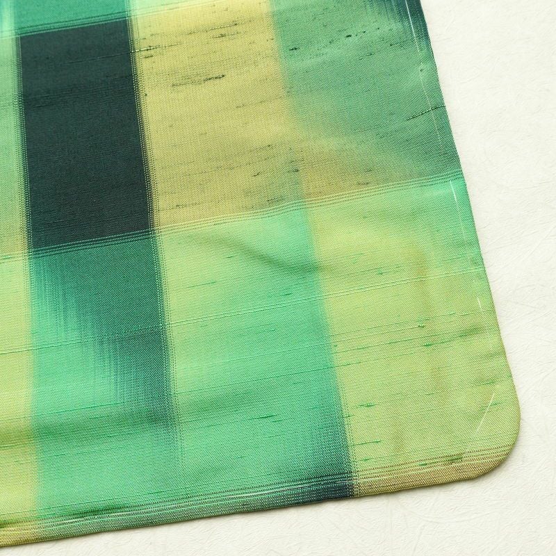 紬 正絹 チェック・格子柄 袷仕立て 身丈155cm 裄丈63cm リサイクル着物 着物 つむぎ モダン 緑・うぐいす色_画像16