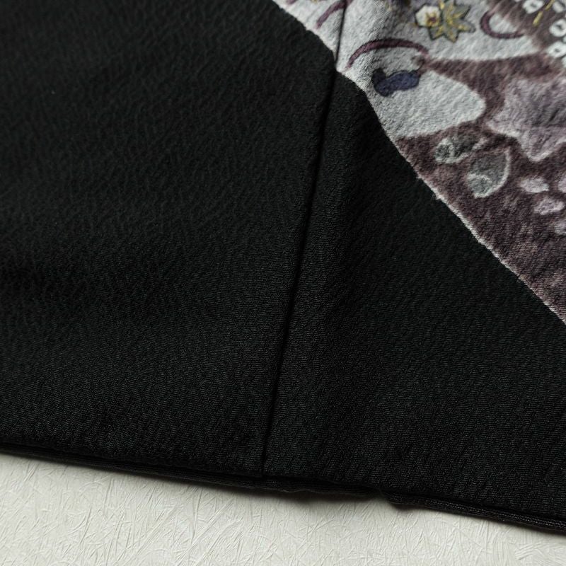 付け下げ 付下訪問着 良品 落款入り 金駒刺繍 縮緬 トールサイズ 正絹 古典柄 袷仕立て 身丈175cm 裄丈70cm リサイクル着物 着物 金彩 入学式 卒業式 七五三 パーティー フォーマル おしゃれ 紫・藤色_画像11