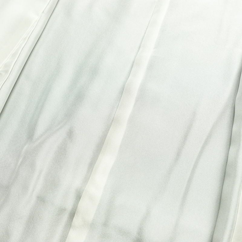 付け下げ 付下訪問着 良品 落款入り 金駒刺繍 縮緬 トールサイズ 正絹 古典柄 袷仕立て 身丈175cm 裄丈70cm リサイクル着物 着物 金彩 入学式 卒業式 七五三 パーティー フォーマル おしゃれ 紫・藤色_画像19