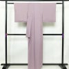 色無地 しつけ糸付き 一つ紋付き 正絹 その他の柄 袷仕立て 身丈158.5cm 裄丈65.5cm リサイクル着物 着物 お茶会 紫・藤色_画像2