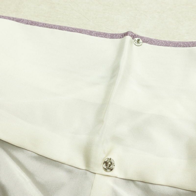 色無地 しつけ糸付き 一つ紋付き 正絹 その他の柄 袷仕立て 身丈158.5cm 裄丈65.5cm リサイクル着物 着物 お茶会 紫・藤色_画像20