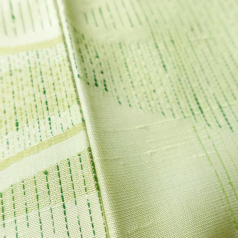 紬 良品 正絹 流水・波柄 袷仕立て 身丈162cm 裄丈64cm リサイクル着物 一部しつけ糸付き つむぎ 着物 緑・うぐいす色_画像11