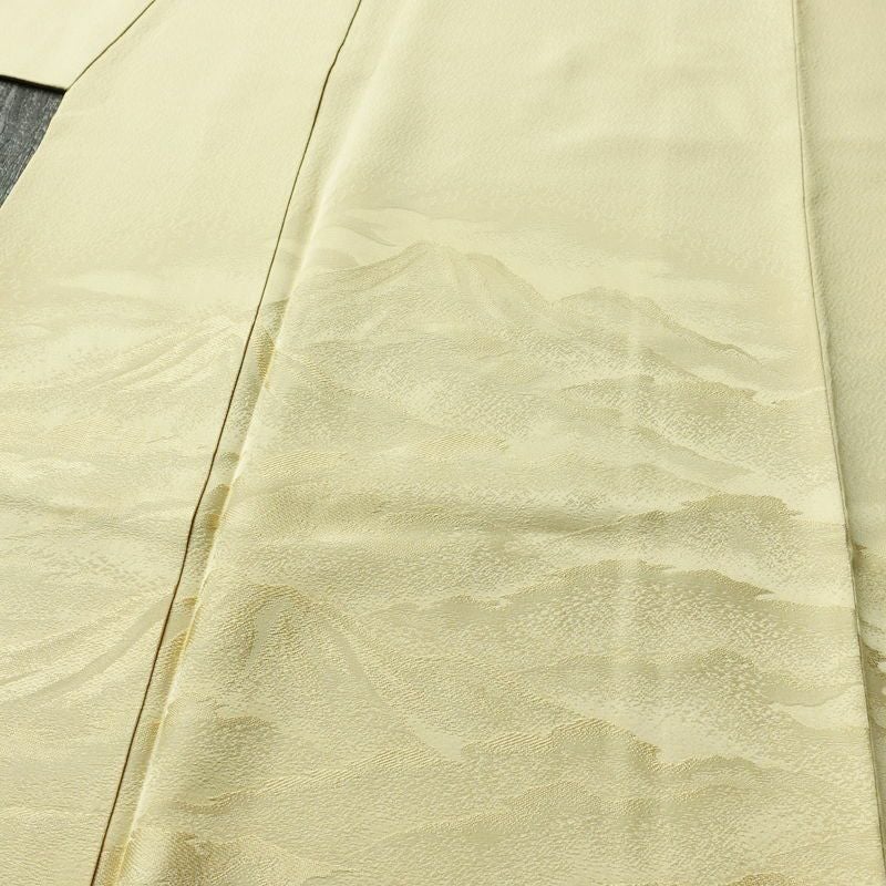 付け下げ 縮緬 一つ紋付き 正絹 風景柄 袷仕立て 身丈158.5cm 裄丈63.5cm フォーマル 着物 入学式 卒業式 シンプル 黄・黄土色_画像5