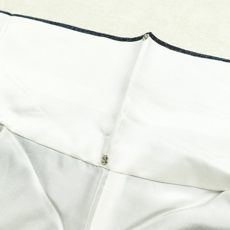 紬 美品 正絹 幾何学柄・抽象柄 袷仕立て 身丈160.5cm 裄丈65.5cm 一部しつけ糸付き 街着 カジュアル 粋 つむぎ着物 リサイクル着物 着物 青・紺_画像18