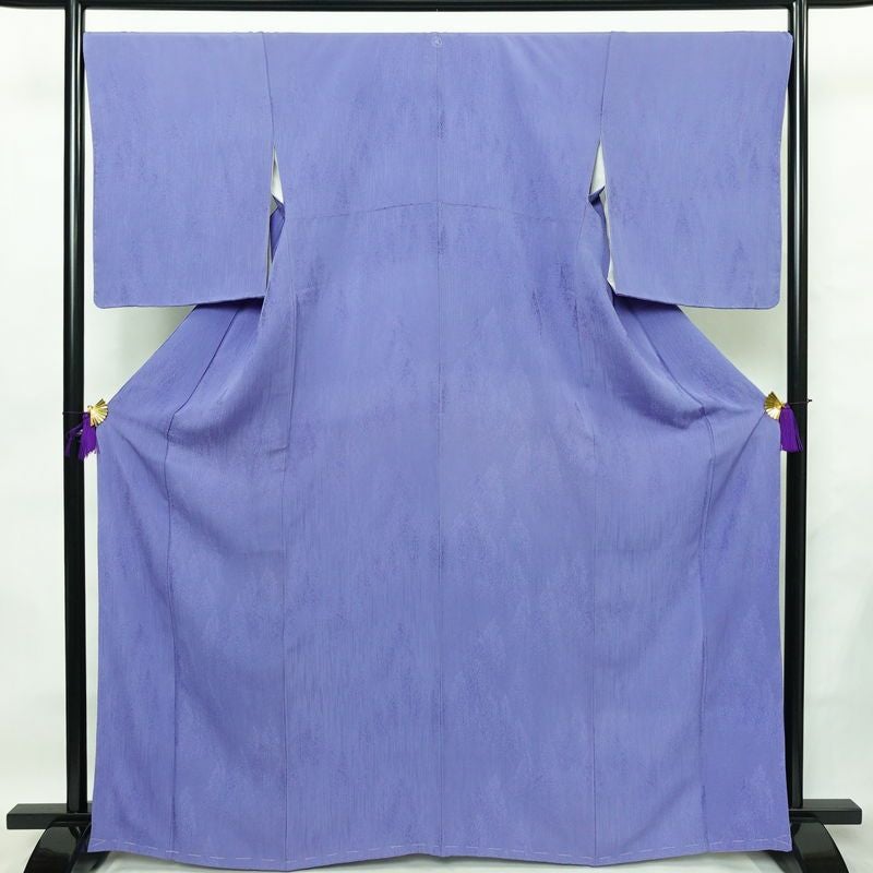 色無地 良品 しつけ糸付き 一つ紋付き 正絹 風景柄 袷仕立て 身丈165.5cm 裄丈68.5cm フォーマル 着物 付下風 入学式 卒業式 桔梗色 くすみ青紫 紫・藤色_画像1