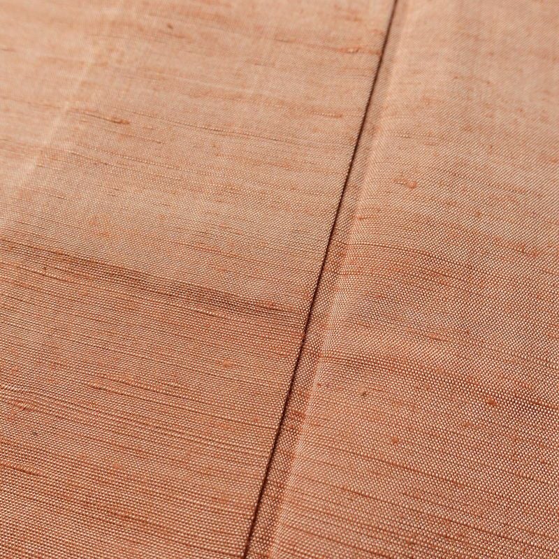 単衣 紬 良品 草木染 しつけ糸付き 正絹 無地 単衣仕立て 身丈158.5cm 裄丈64.5cm シンプル 着物 ピンクオレンジ 橙_画像9
