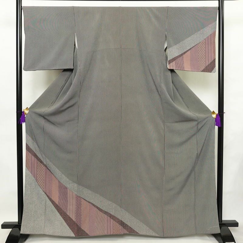 付け下げ 良品 縮緬 正絹 縞柄・線柄 袷仕立て 身丈163.5cm 裄丈67.5cm フォーマル パーティー モダン 粋 洒落 細縞 着物 黒_画像1