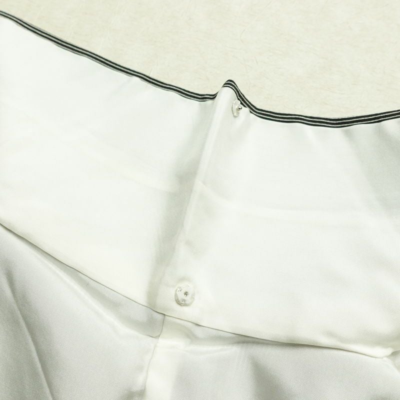 付け下げ 良品 縮緬 正絹 縞柄・線柄 袷仕立て 身丈163.5cm 裄丈67.5cm フォーマル パーティー モダン 粋 洒落 細縞 着物 黒_画像19