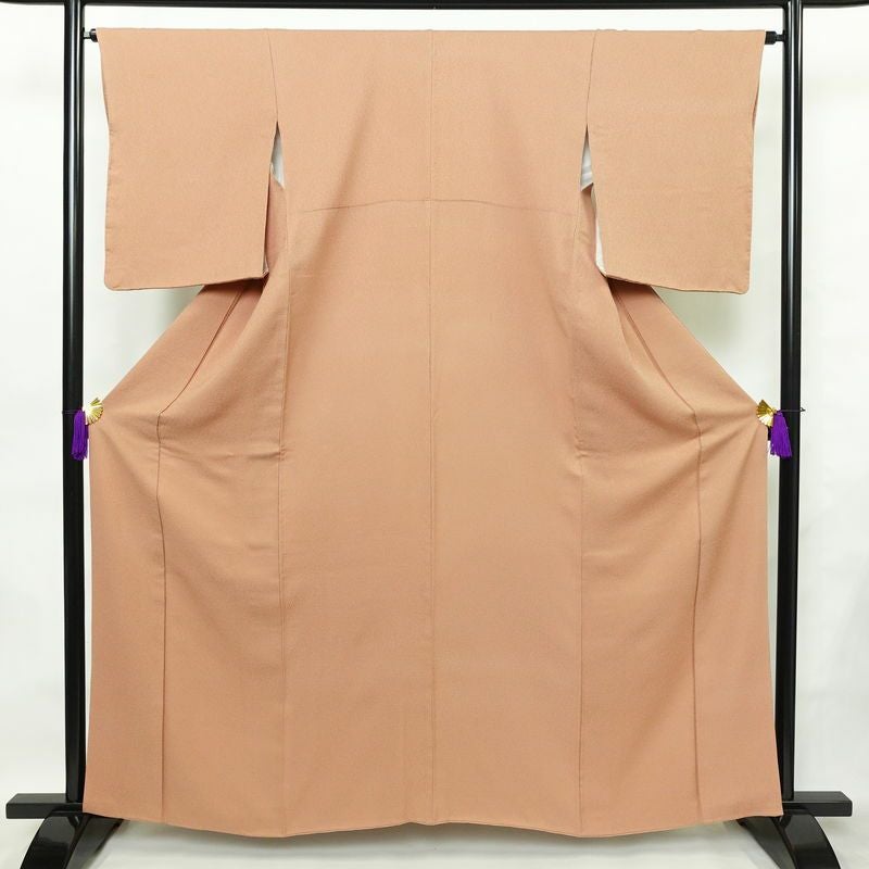 色無地 良品 堅牢染 一つ紋付き 丹後ちりめん 正絹 八丁撚糸 華くらべ 花柄 袷仕立て 身丈161.5cm 裄丈64cm フォーマル 着物 お茶会 茶_画像1