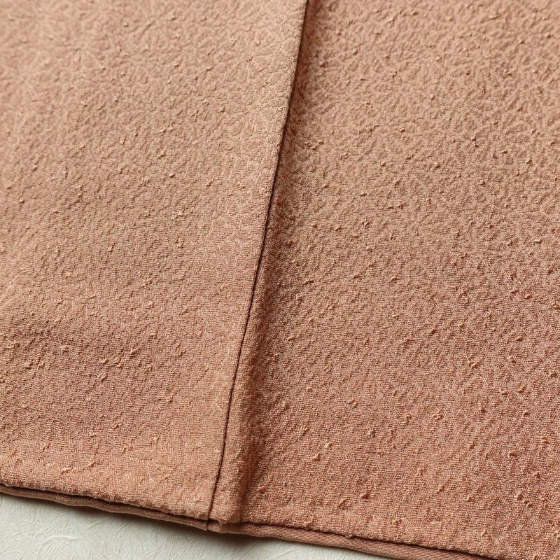 色無地 良品 堅牢染 一つ紋付き 丹後ちりめん 正絹 八丁撚糸 華くらべ 花柄 袷仕立て 身丈161.5cm 裄丈64cm フォーマル 着物 お茶会 茶_画像10