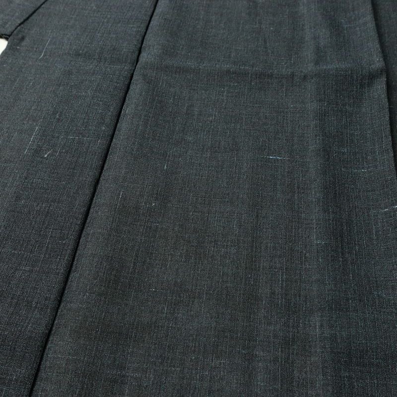 男性用 着物 美品 夏用 しつけ糸付き 正絹 無地 単衣仕立て 身丈140.5cm 裄丈66.5cm リサイクル着物 着物 未使用品 薄物 グレー_画像5