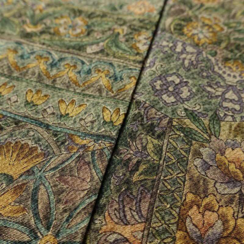 小紋 良品 縮緬 総柄 正絹 花柄 袷仕立て 身丈158cm 裄丈67cm リサイクル着物 着物 緑・うぐいす色_画像9