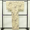 小紋 縮緬 総柄 正絹 木の葉・植物柄 袷仕立て 身丈157cm 裄丈65cm リサイクル着物 着物 ベージュ_画像2