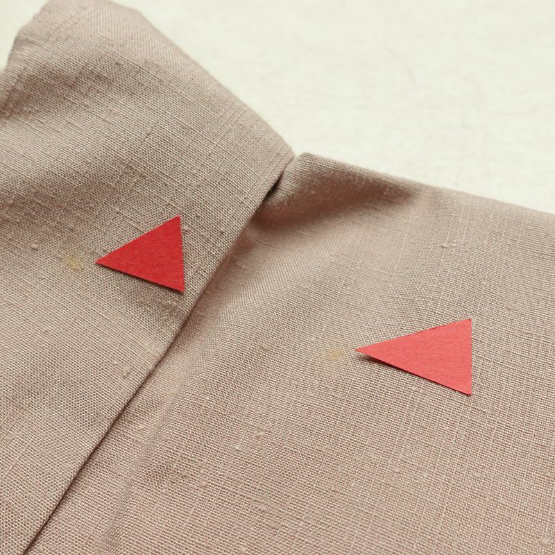 紬 バチ衿仕立て 正絹 無地 袷仕立て 身丈148cm 裄丈64cm リサイクル着物 着物 シンプル 小豆・エンジ_画像18