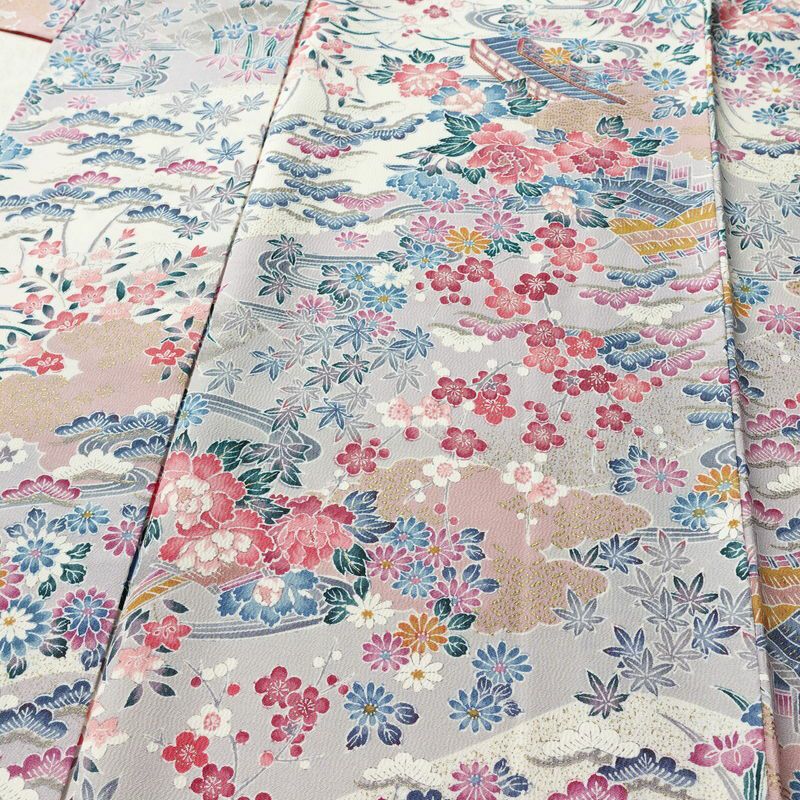 小紋 良品 しつけ糸付き 縮緬 正絹 花柄 袷仕立て 身丈162.5cm 裄丈66cm リサイクル着物 着物 金彩 多色使い_画像5