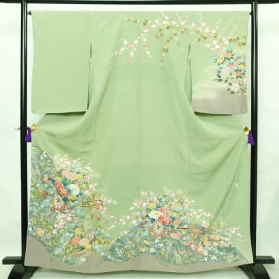 訪問着 縮緬 正絹 花柄 袷仕立て 身丈163cm 裄丈66cm リサイクル着物 着物 入学式 卒業式 七五三 お宮参り フォーマル 緑・うぐいす色