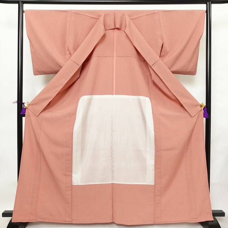 単衣 色無地 良品 正絹 無地 単衣仕立て 身丈165.5cm 裄丈67cm リサイクル着物 着物 お茶会 シンプル ピンク_画像3