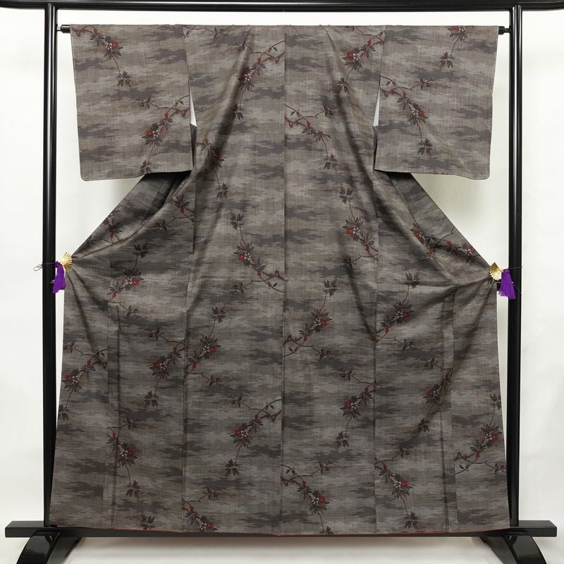 大島紬 良品 証紙あり 正絹 木の葉・植物柄 袷仕立て 身丈160cm 裄丈64.5cm リサイクル着物 一部しつけ糸付き 着物 茶_画像1