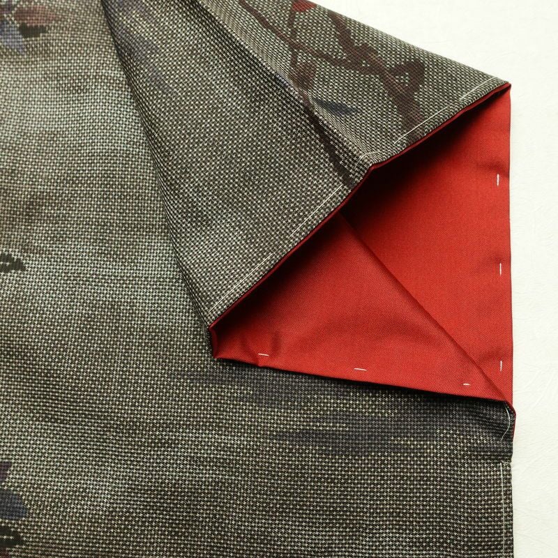 大島紬 良品 証紙あり 正絹 木の葉・植物柄 袷仕立て 身丈160cm 裄丈64.5cm リサイクル着物 一部しつけ糸付き 着物 茶_画像14