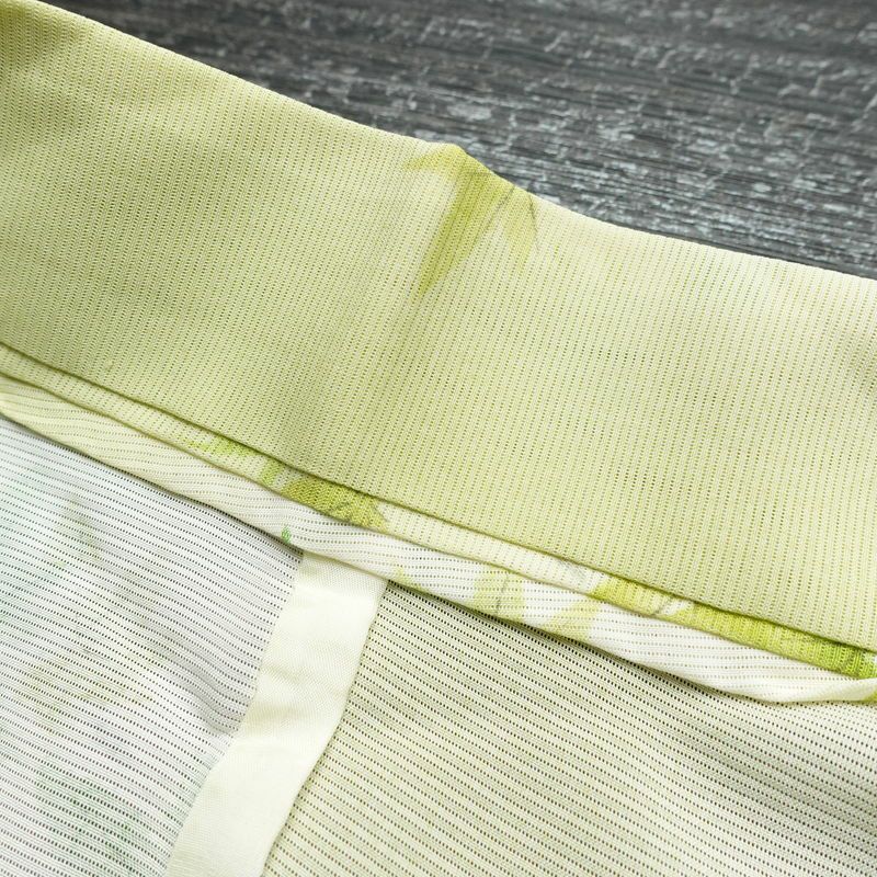 盛夏 絽 小紋 夏用 バチ衿仕立て 正絹 木の葉・植物柄 単衣仕立て 身丈155.5cm 裄丈63cm リサイクル着物 着物 紅葉 緑・うぐいす色_画像18