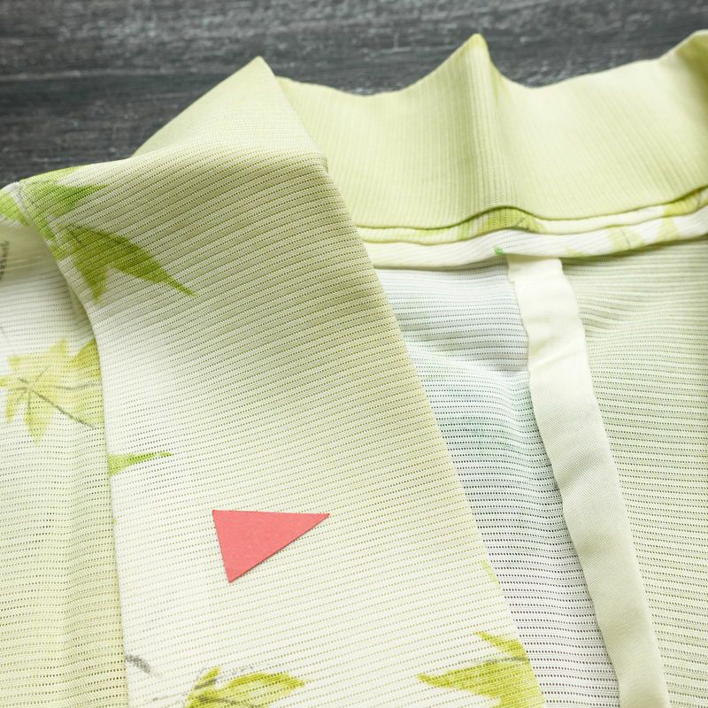 盛夏 絽 小紋 夏用 バチ衿仕立て 正絹 木の葉・植物柄 単衣仕立て 身丈155.5cm 裄丈63cm リサイクル着物 着物 紅葉 緑・うぐいす色_画像20