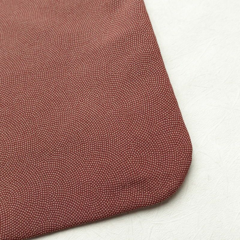 小紋 ポリエステル 鮫小紋 流水・波柄 袷仕立て 身丈160cm 裄丈66cm リサイクル着物 着物 小豆・エンジ_画像17