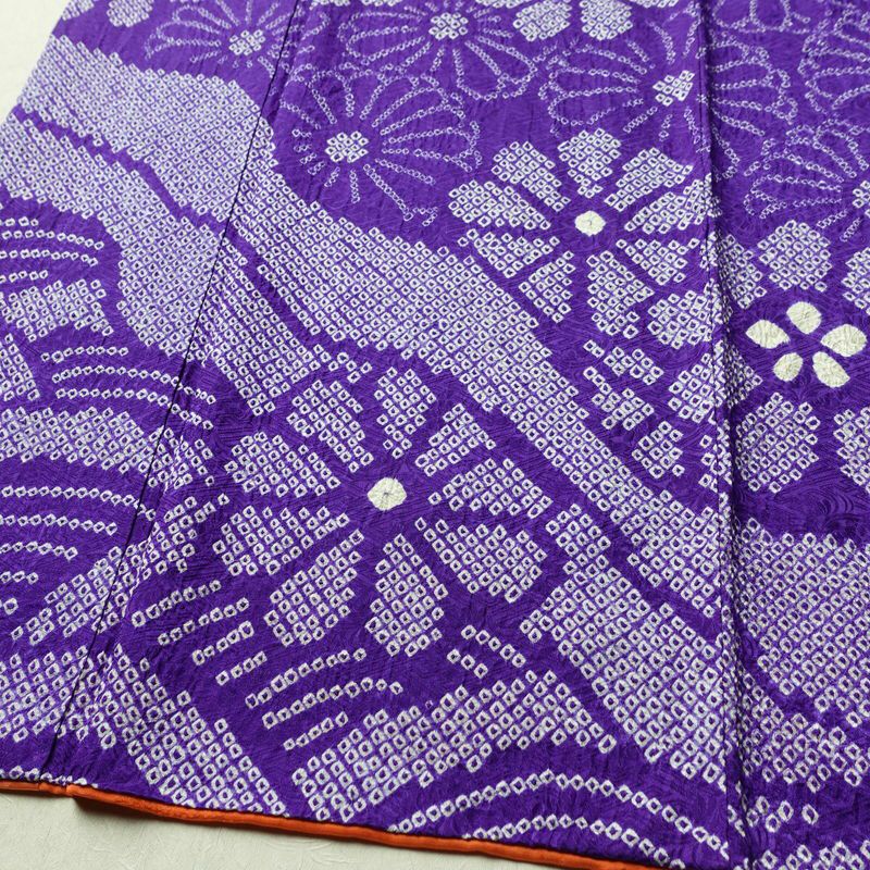 振袖 絞り 総絞り 正絹 花柄 袷仕立て 身丈159.5cm 裄丈65cm リサイクル着物 着物 成人式 二十歳 二十歳の集い フォーマル 紫・藤色_画像4