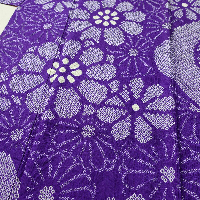 振袖 絞り 総絞り 正絹 花柄 袷仕立て 身丈159.5cm 裄丈65cm リサイクル着物 着物 成人式 二十歳 二十歳の集い フォーマル 紫・藤色_画像5