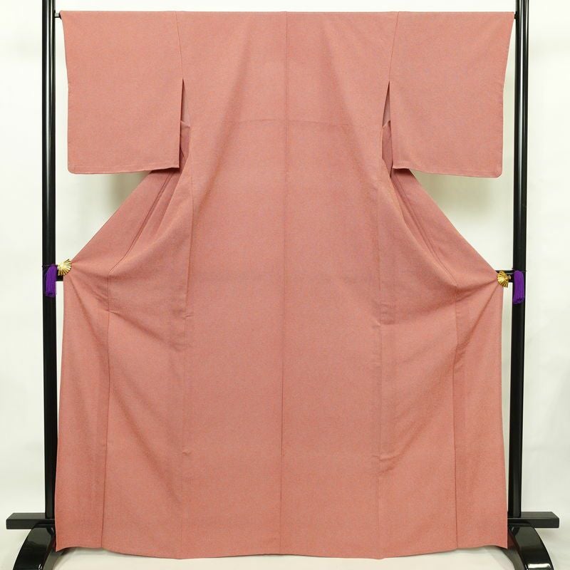 単衣 小紋 鮫小紋 美品 縮緬 しつけ糸付き ポリエステル 単衣仕立て 身丈166cm 裄丈66.5cm リサイクル着物 着物 銀朱 赤・朱_画像1