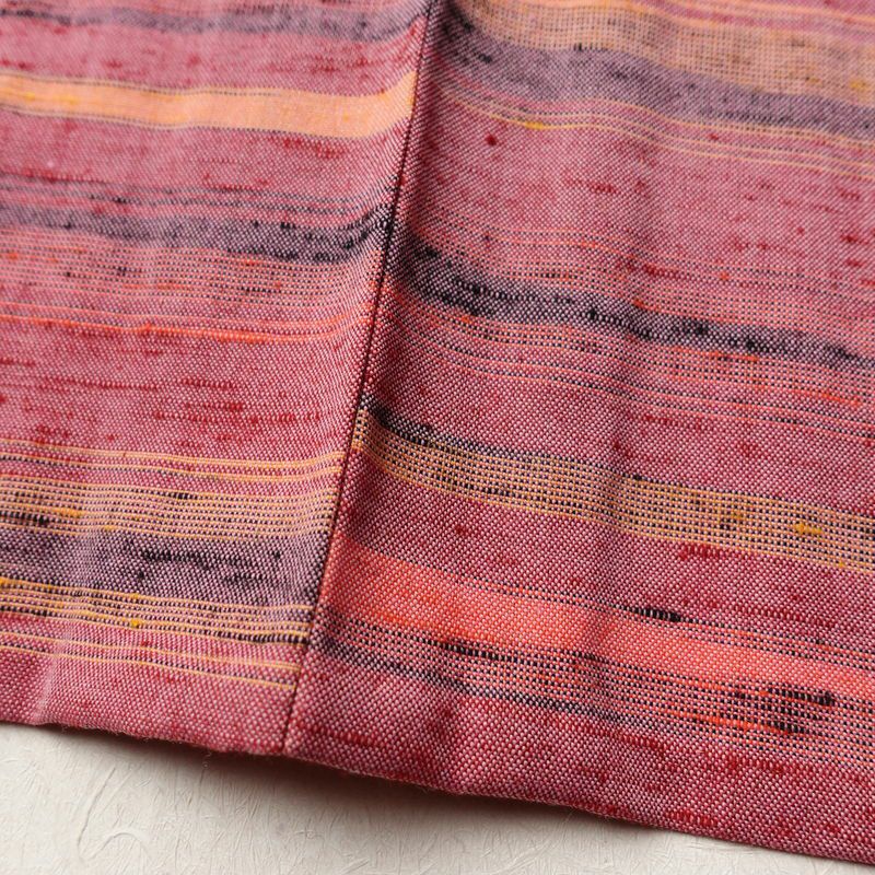 単衣 紬 良品 バチ衿仕立て 正絹 縞柄・線柄 単衣仕立て 身丈151.5cm 裄丈63cm リサイクル着物 着物 紬地 ピンク_画像10