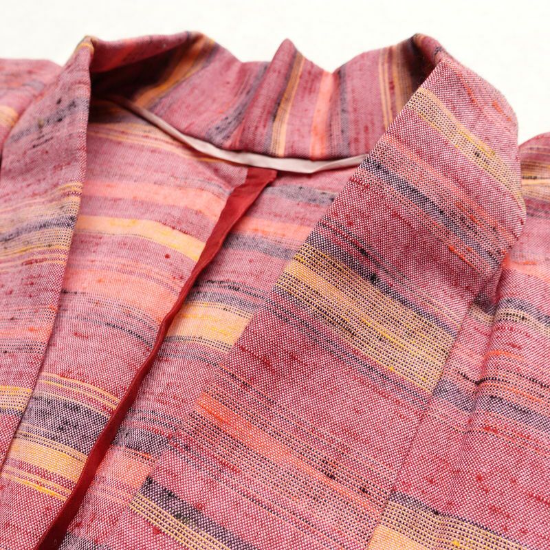 単衣 紬 良品 バチ衿仕立て 正絹 縞柄・線柄 単衣仕立て 身丈151.5cm 裄丈63cm リサイクル着物 着物 紬地 ピンク_画像16