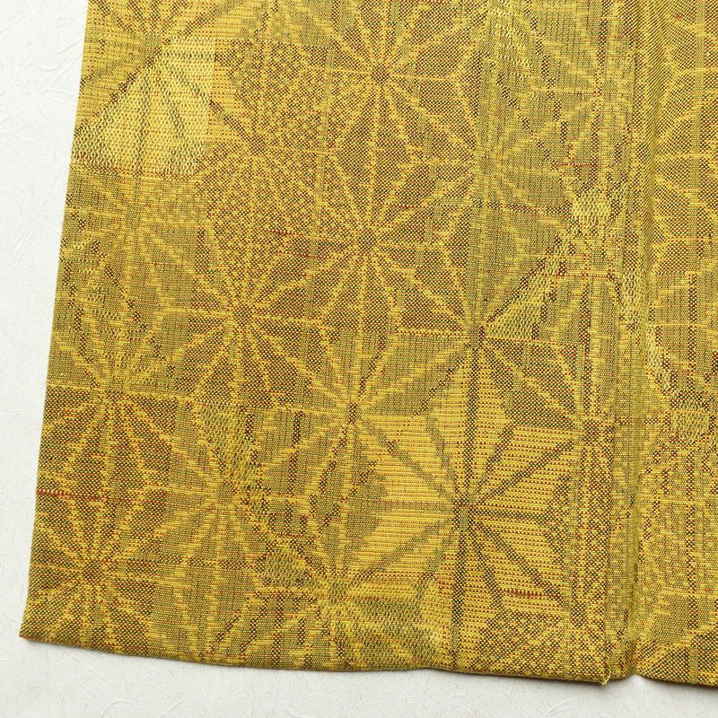 単衣 紬 正絹 麻の葉柄 単衣仕立て 身丈154cm 裄丈63cm リサイクル着物 着物 モダン 紬地 黄・黄土色_画像12