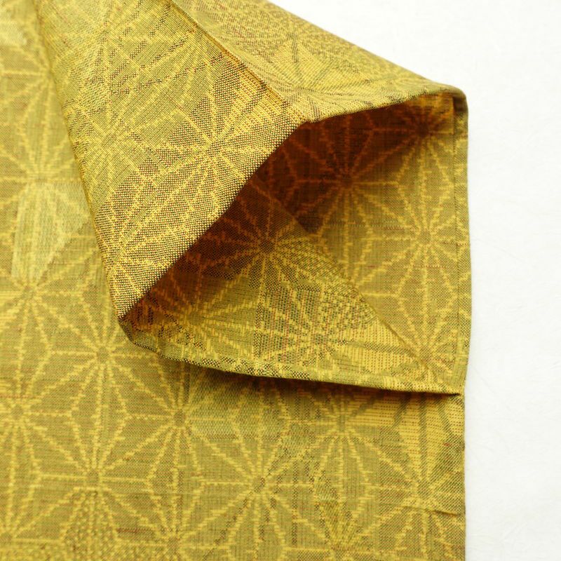 単衣 紬 正絹 麻の葉柄 単衣仕立て 身丈154cm 裄丈63cm リサイクル着物 着物 モダン 紬地 黄・黄土色_画像14