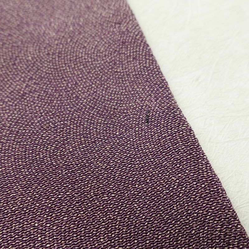 単衣 色無地 鮫小紋 縮緬 一つ紋付き 正絹 流水・波柄 単衣仕立て 身丈156.5cm 裄丈63cm リサイクル着物 着物 お茶会 紫・藤色_画像11